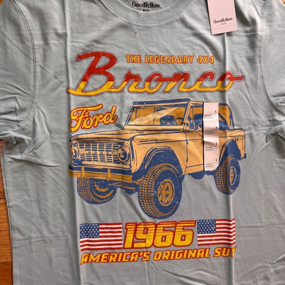 Goodfellow Men Blue Ford Bronco 1966 Graphic T-Shirt NWT Large Retro